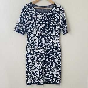 🎆 NEW YEARS SALE 🎇 Tahari Arthur S Levine Sweater Dress Medium Black White